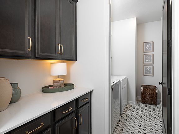 Oakwood Estates - Cypress Interior Image 7