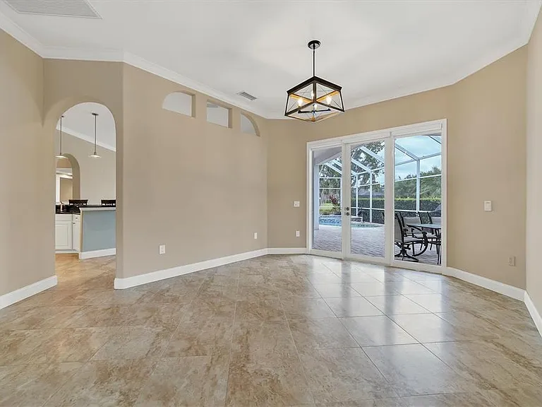 11709 Clubhouse Dr — Photo 11