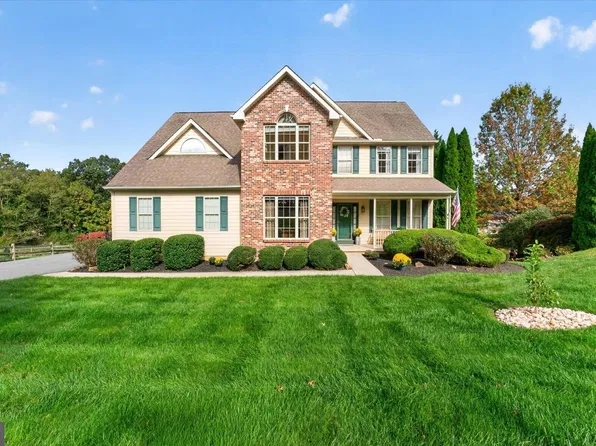 7 Penn State Dr, Newark, DE 19713