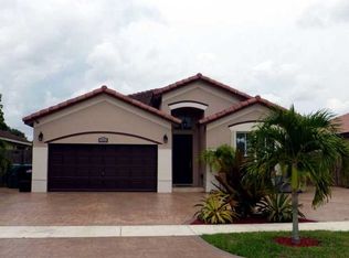 15579 SW 182nd Ln, Miami, FL 33187