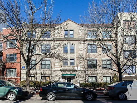 2nd image of 538 W Wellington Ave #113C