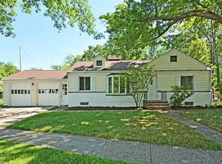 25553 Wolf Rd, Bay Village, OH 44140