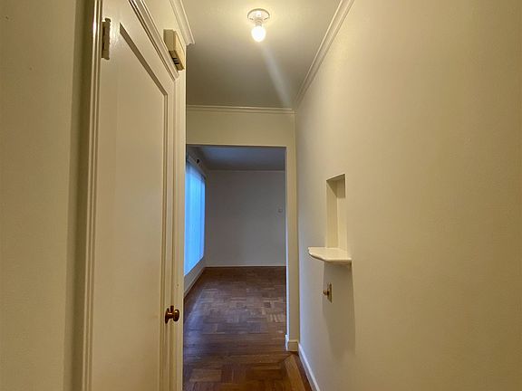 2nd image of 1335 38th Ave APT 2