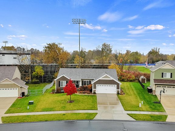 2nd image of 9536 Scotsmoor Dr