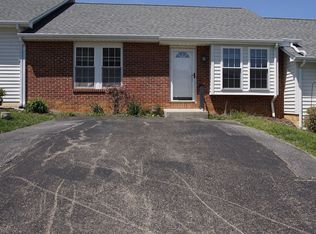 165 Darci Dr SE, Christiansburg, VA 24073