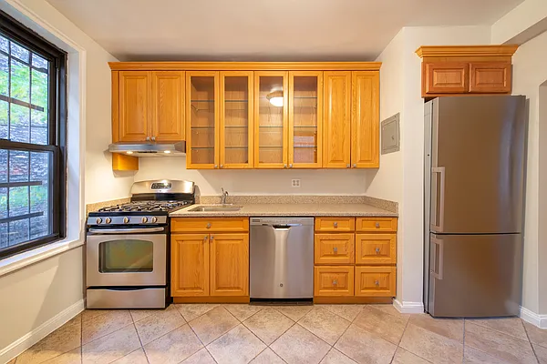 Rented by Compass | media 8