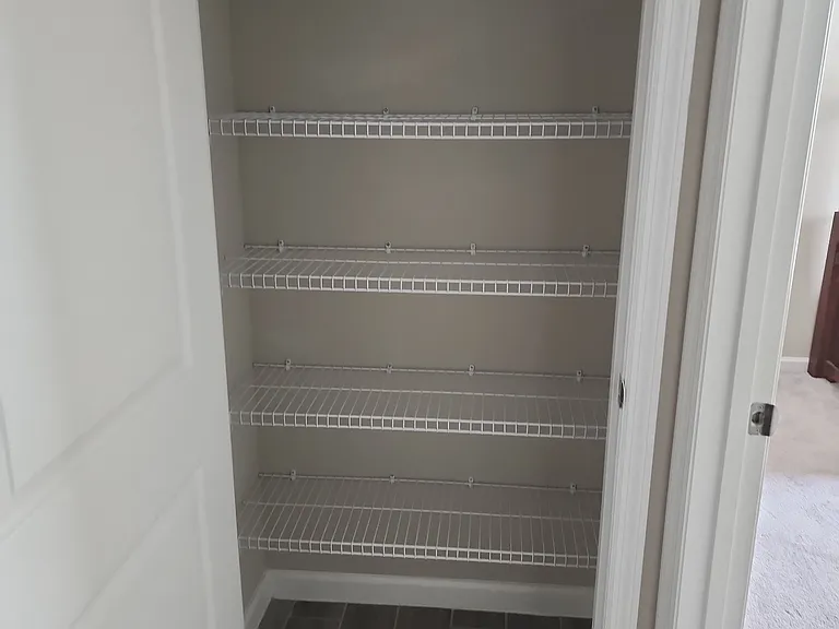 2210 Sequoia Ct — Photo 1