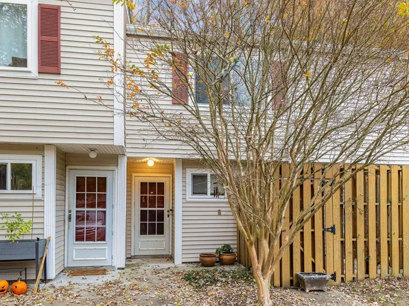 220 Elizabeth St APT A2, Chapel Hill, NC 27514