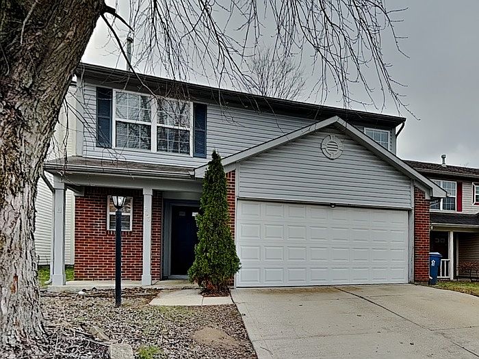 1st image of 543 Deer Trail Dr