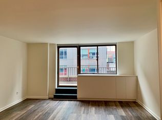 520 W 43rd St APT 6G, New York, NY 10036