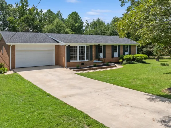 105 Kensington Dr, Spartanburg, SC 29306