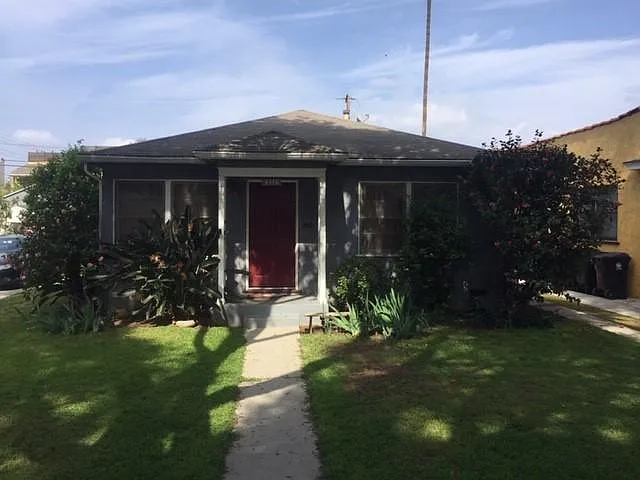 1 bed, 750 sqft, $2,850 — Photo 2