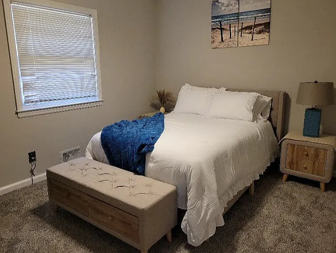 3 bed, $3,700 — Photo 1