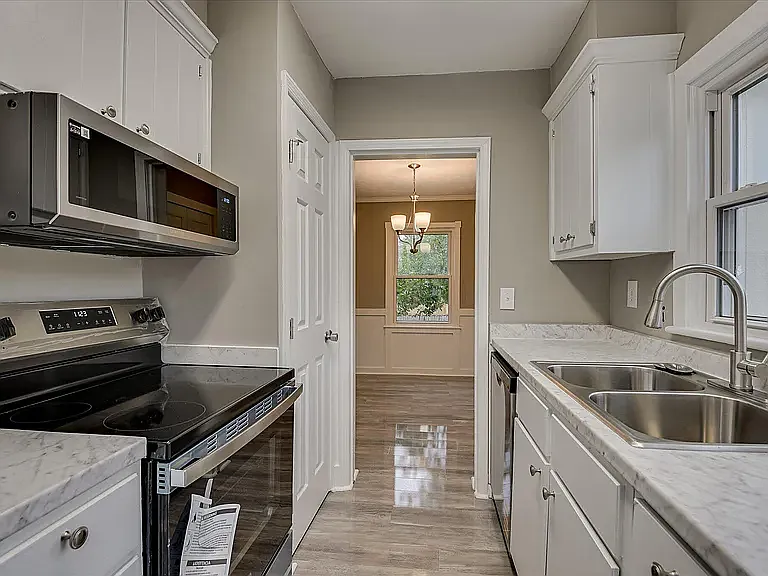 801 Monte Sano Ave #B1 — Photo 11