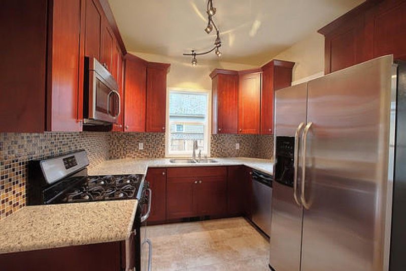 2nd image of 21924 134th Rd