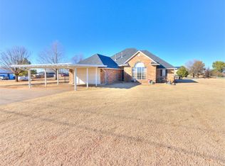 1874 E Rock Creek Rd, Tuttle, OK 73089