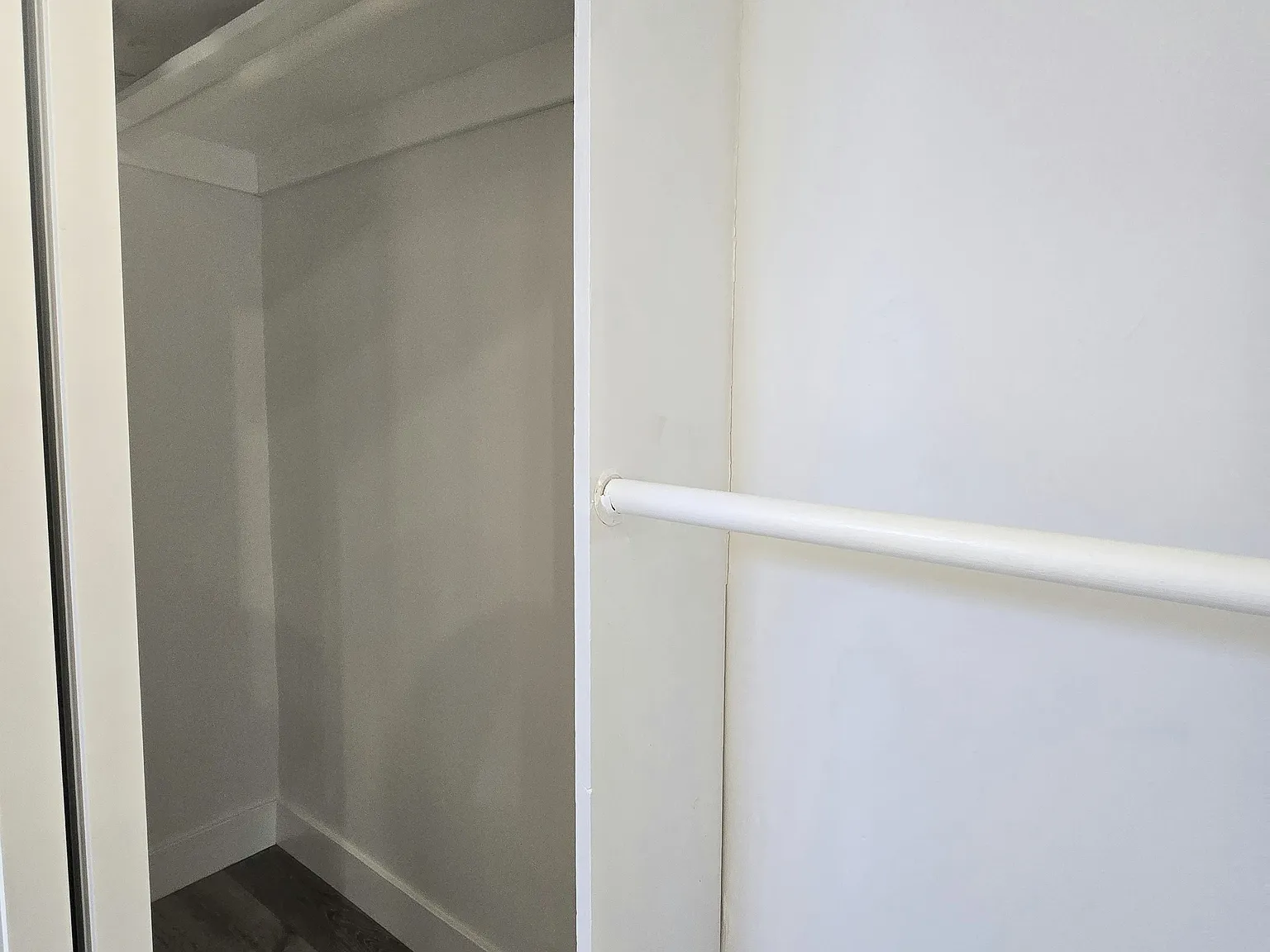 Studio, 650 sqft, $1,795 — Photo 4