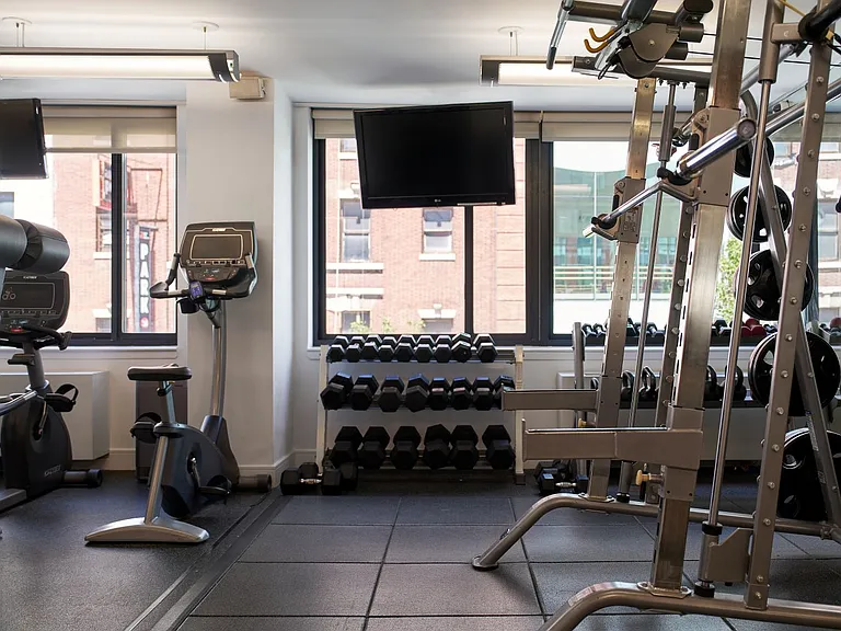 400 W 55th St #16F — Photo 10