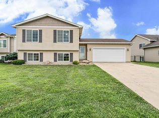 703 25th Ave NW, Austin, MN 55912