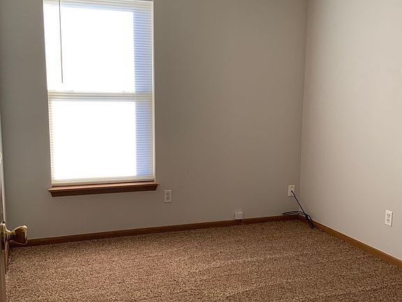 4th image of 825-835 Northstar Ct