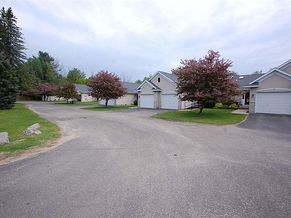 2nd image of 433 W River Park Dr