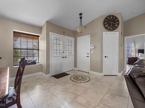 3rd image of 5020 Linkside Dr