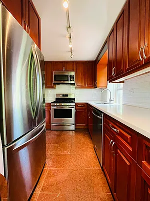 Rented by Level Group | media 18