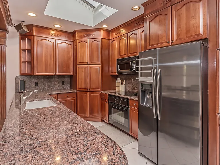1 Brothers Ct — Photo 8