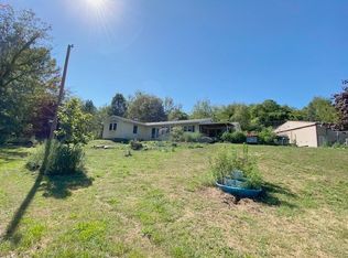 19277 Harrison Street Rd, Ashmore, IL 61920