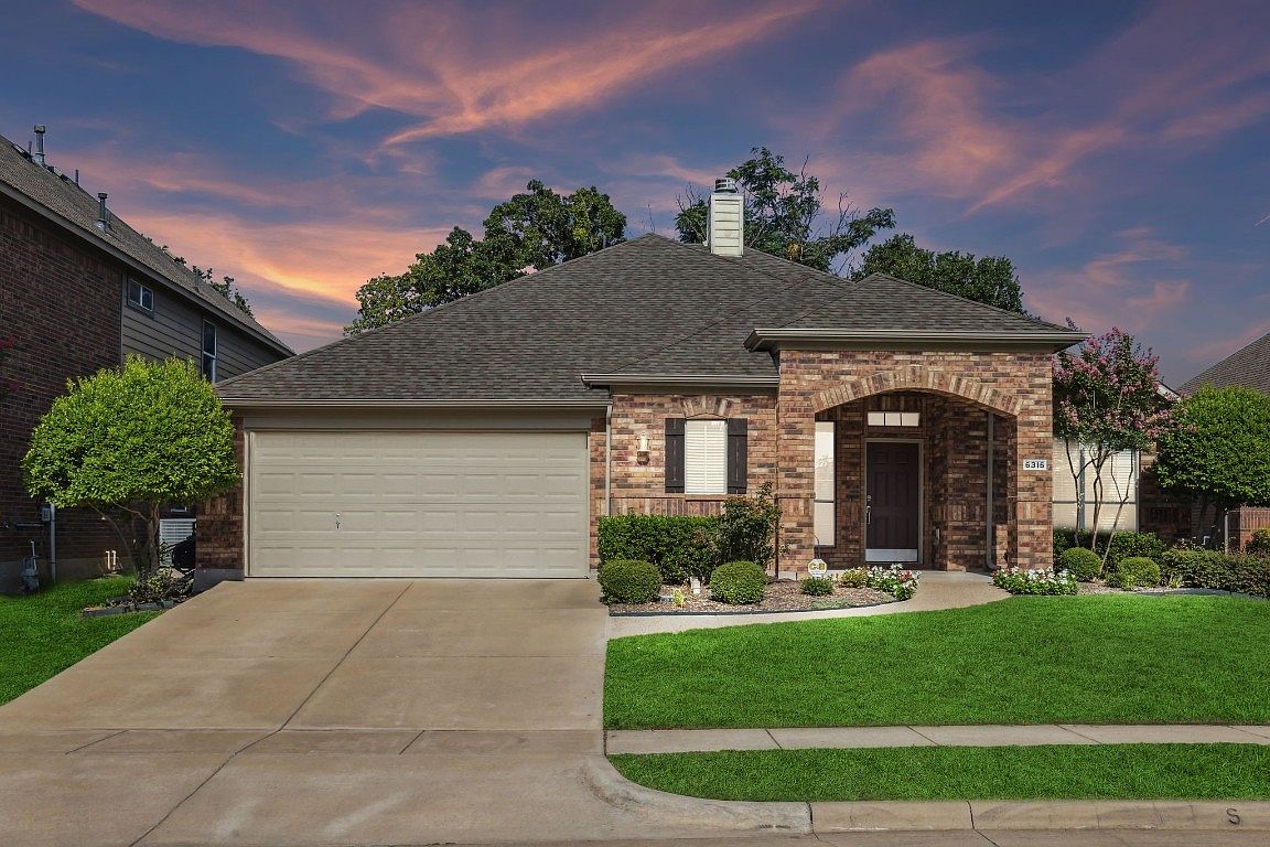 6315 Weaver Dr, Arlington, TX 76001 Zillow