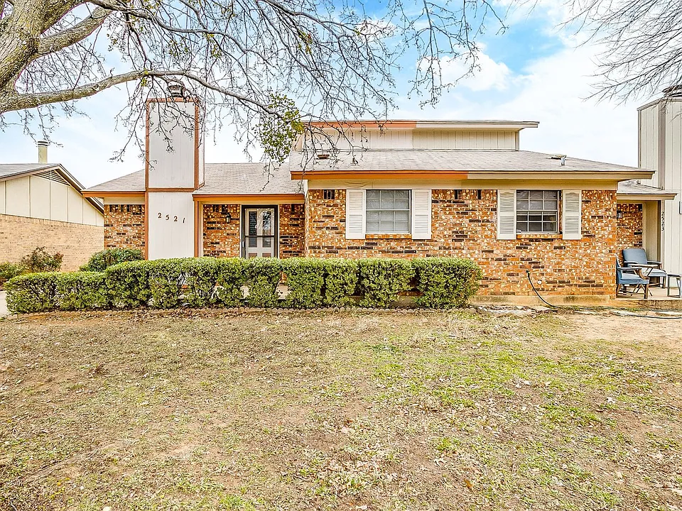 2521 Indigo Ln