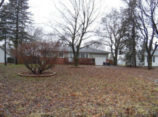 5142 Osburn Dr, Tecumseh, MI 49286