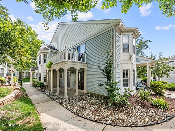 2nd image of 147 Tulip Lane