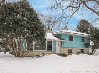 3954 Hazel St N, White Bear Lake, MN 55110