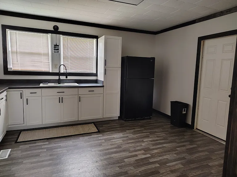 101 Hope Ave — Photo 4