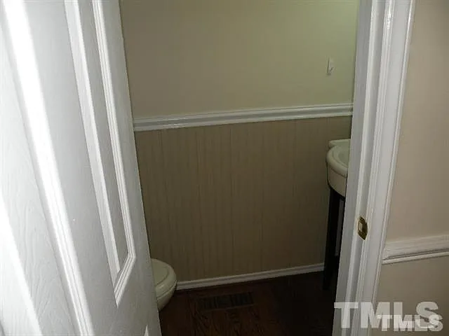 311 Swiss Lake Dr — Photo 12