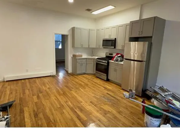 3211 Bruner Ave Floor 2, Bronx, NY 10469