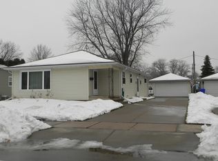 1215 S Telulah Ave, Appleton, WI 54915