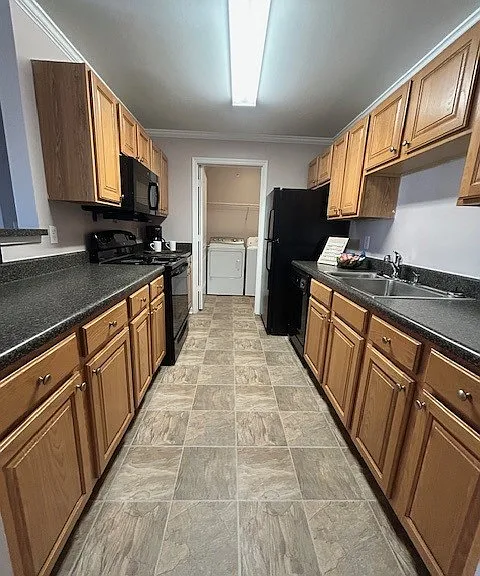 Brookwood Terrace Apartments — Photo 1