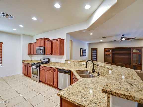 4th image of 7532 W Congressional Way