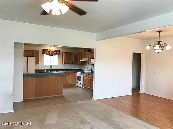 4th image of 3740 Regius Ave