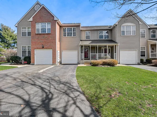 133 Bishops Gate Ln, Doylestown, PA 18901