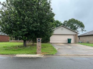 1640 Josh Dr, Conway, AR 72034