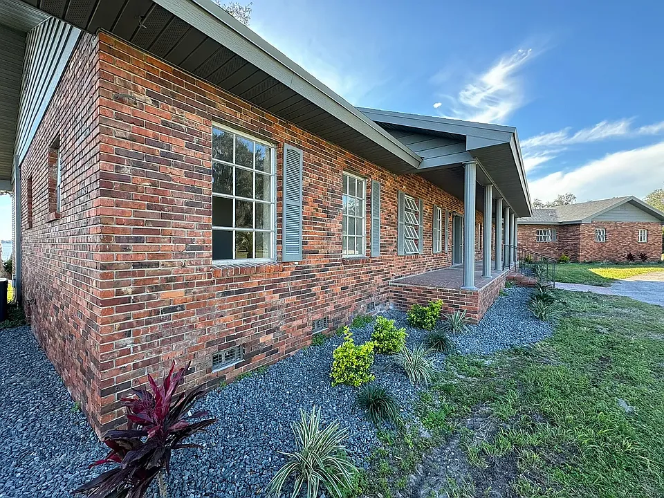 1019 State Road 540 W