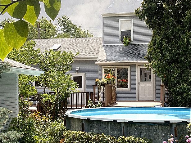 1st image of 6243 W Berteau Ave