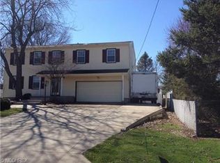 1400 N Rd Se, Warren, OH 44484