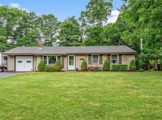 12 Uncatena Rd, Wareham, MA 02571