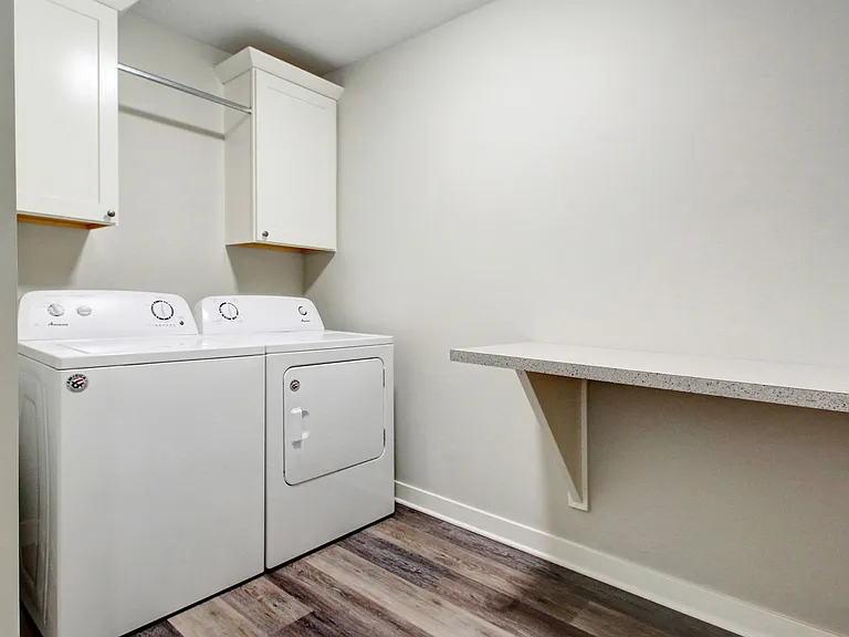 298 Northwest Xing — Photo 19