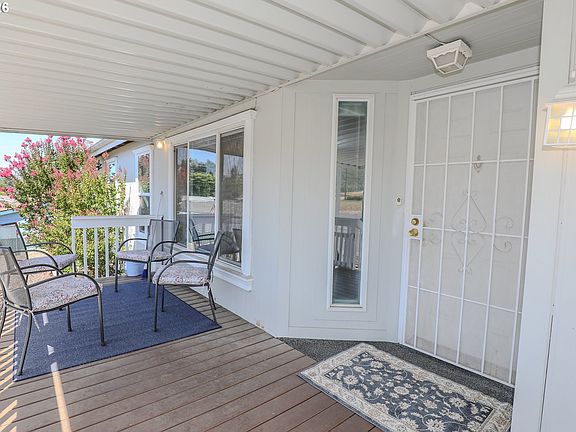 5th image of 211 W Riverridge Ave