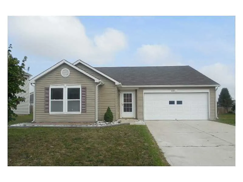 628 Streamside Dr photo 1